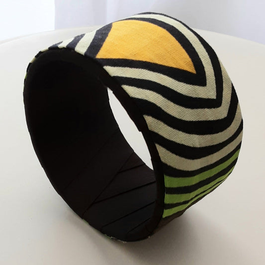 Bracelet- Manchette en tissu Wax modèle SIKA