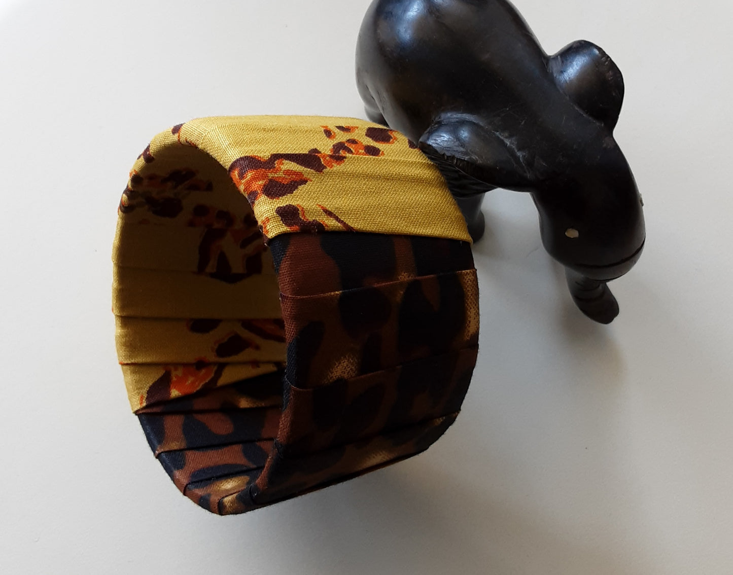 Bracelet- Manchette en tissu Wax modèle SIKA
