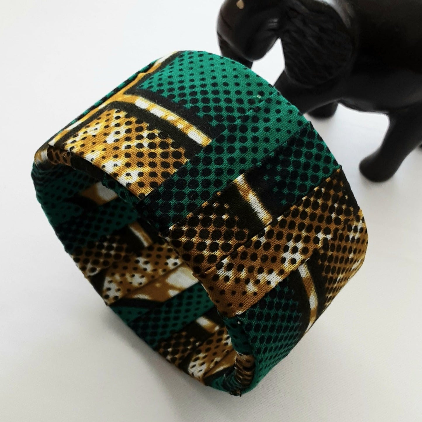 Bracelet- Manchette en tissu Wax modèle SIKA